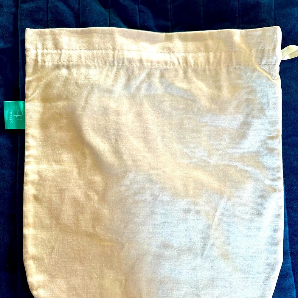 Artipoppe velvet bag